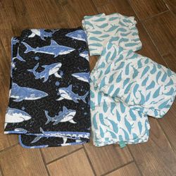 Pillowfort Shark Themed Bedding Set - Twin
