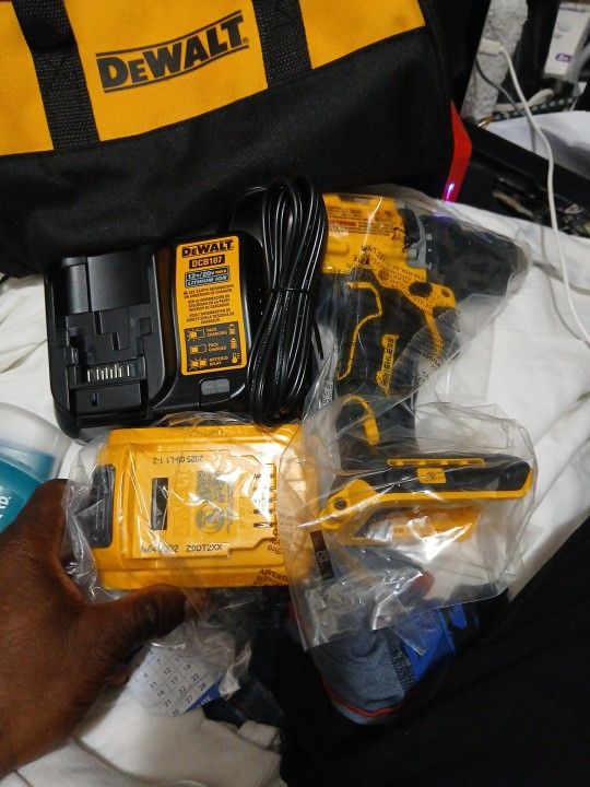 Drill With Battery And Charger