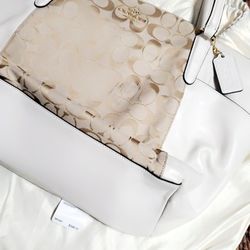 Purse Coach