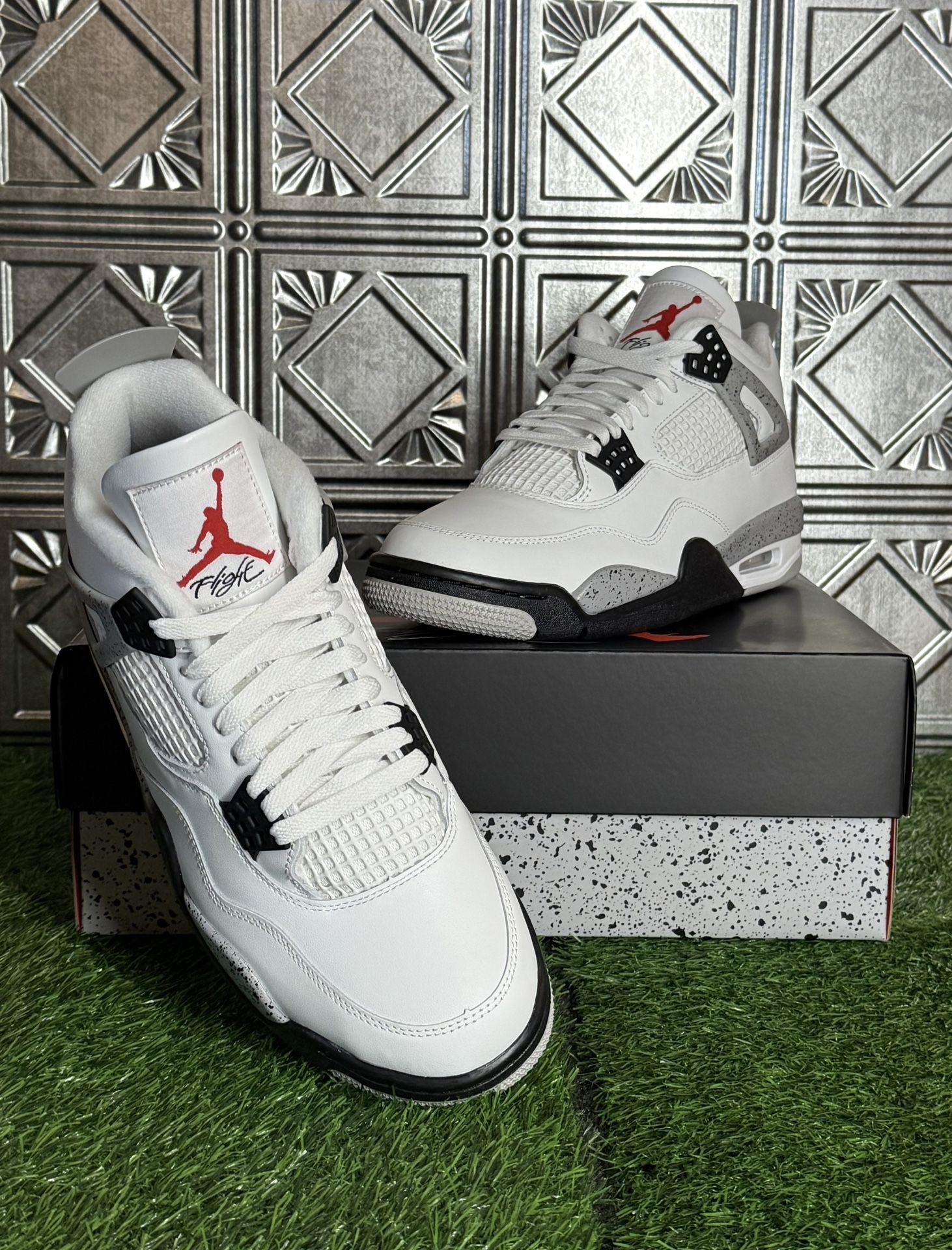 Air Jordan 4 White Cement