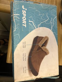 JSport Faux Fur Shoes Size 10