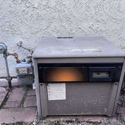 Gently Used Hayward 400k btu Heater
