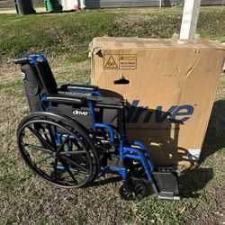 Drive Medical Blue Streak Lightweight Wheelchair