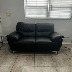 Black Leather Love Seat/Couch