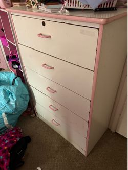 White pink dresser