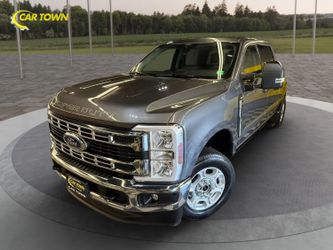 2025 Ford F250 Super Duty Crew Cab