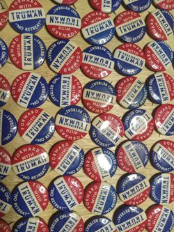 Vintage Harry Truman buttons (70)