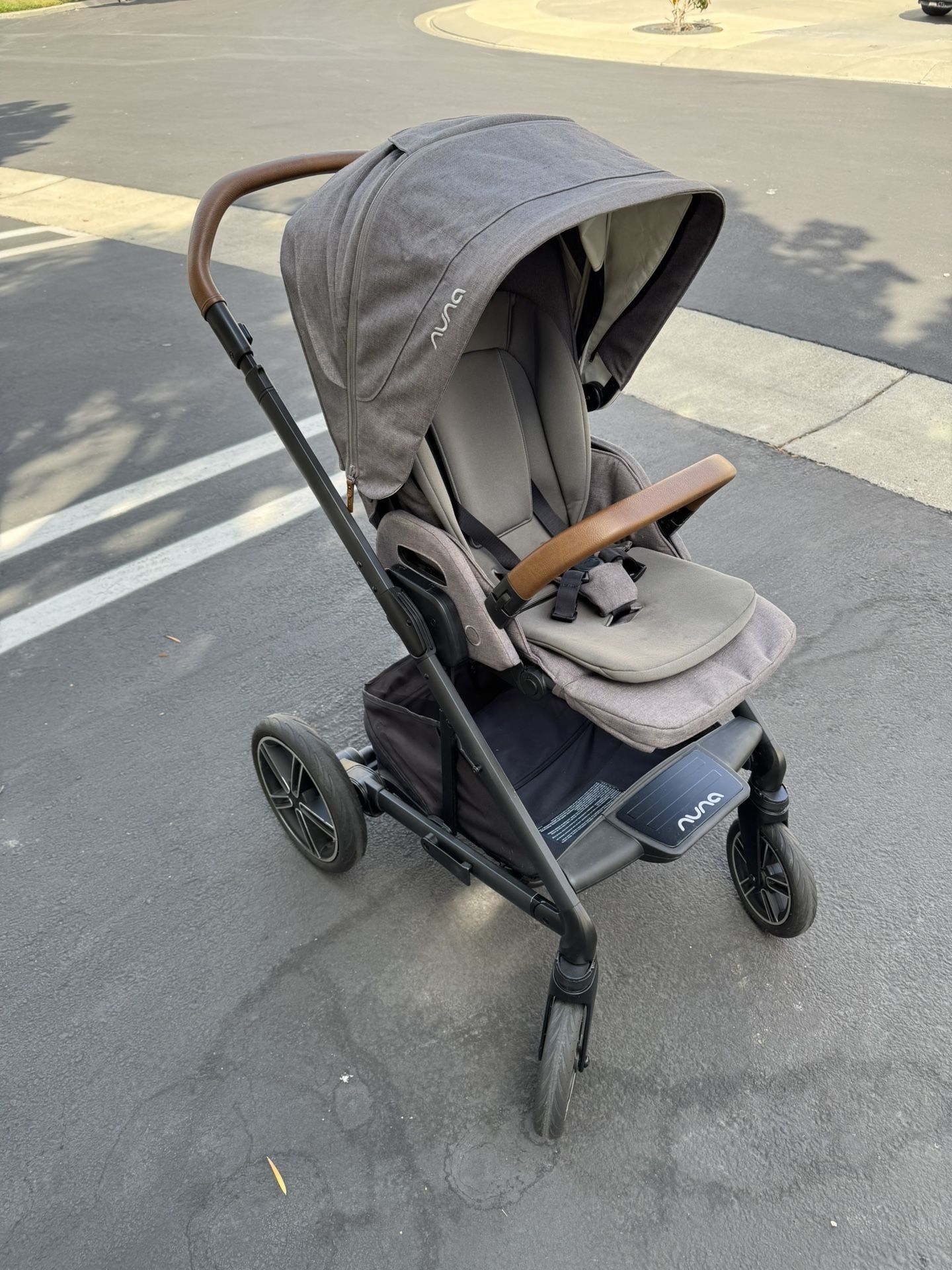 NUNA MIXX NEXT STROLLER