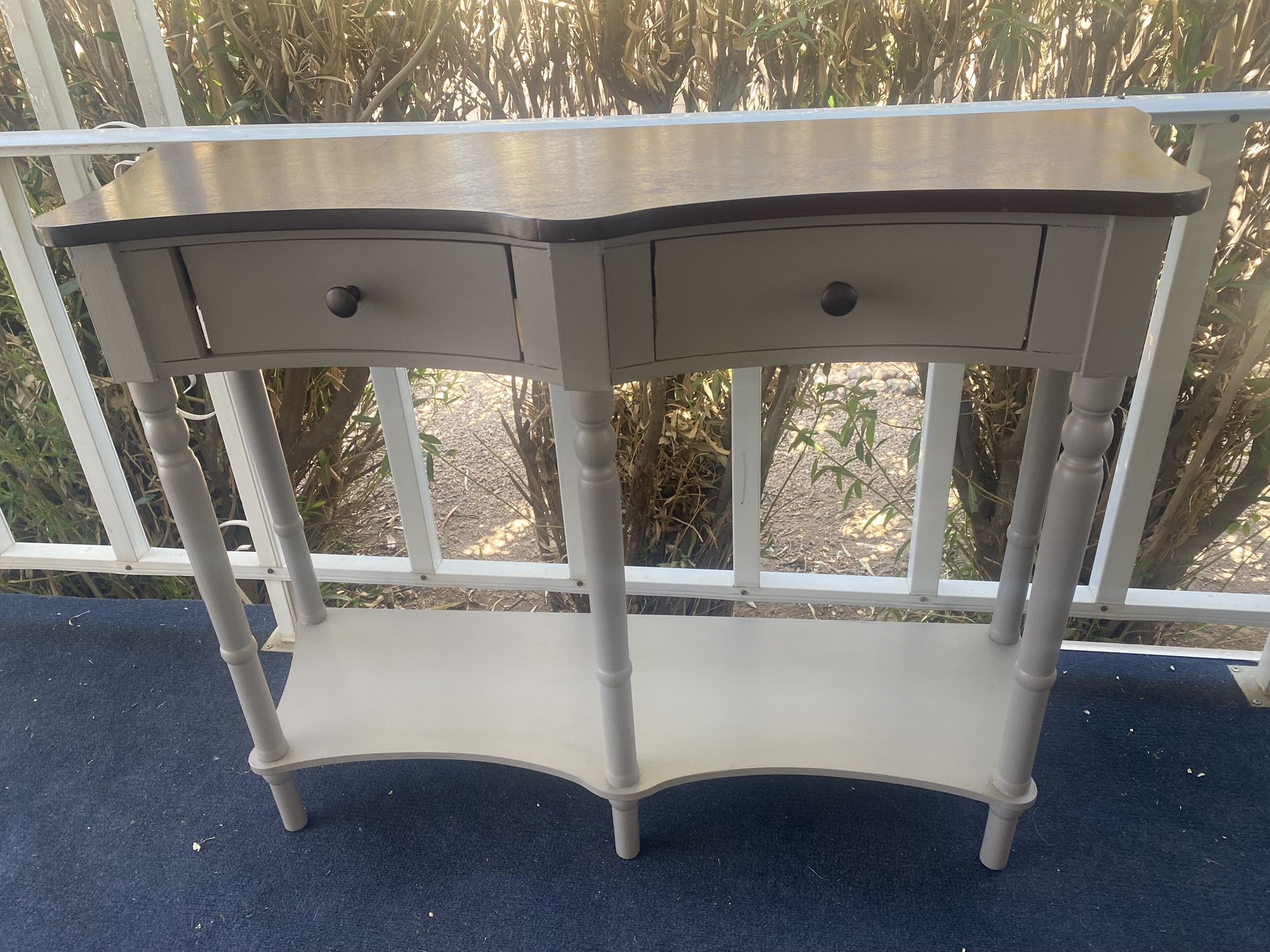 Gray Console, Sofa Table, Entryway. With Two Drawers Very Good Condition.t