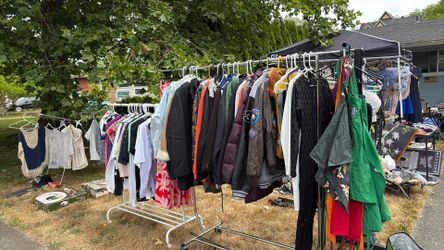 Yard Sale !! Cloths And Shoes And Purse 