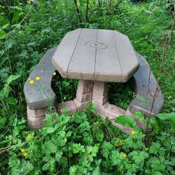 Young Childs Picnic Table 