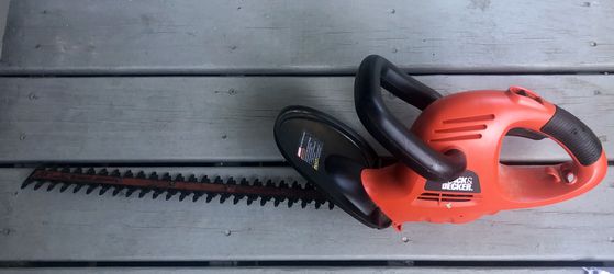 Used 20" Electric Hedge Trimmer by Black & Decker