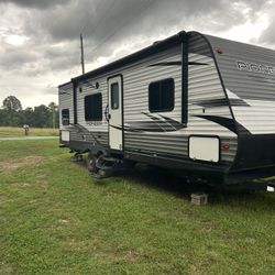 2020 Heartland Pioneer 