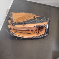 Mizuno Left-handed Baseball Glove