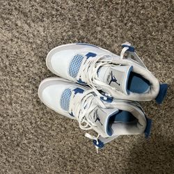 Jordan 4s Size 10