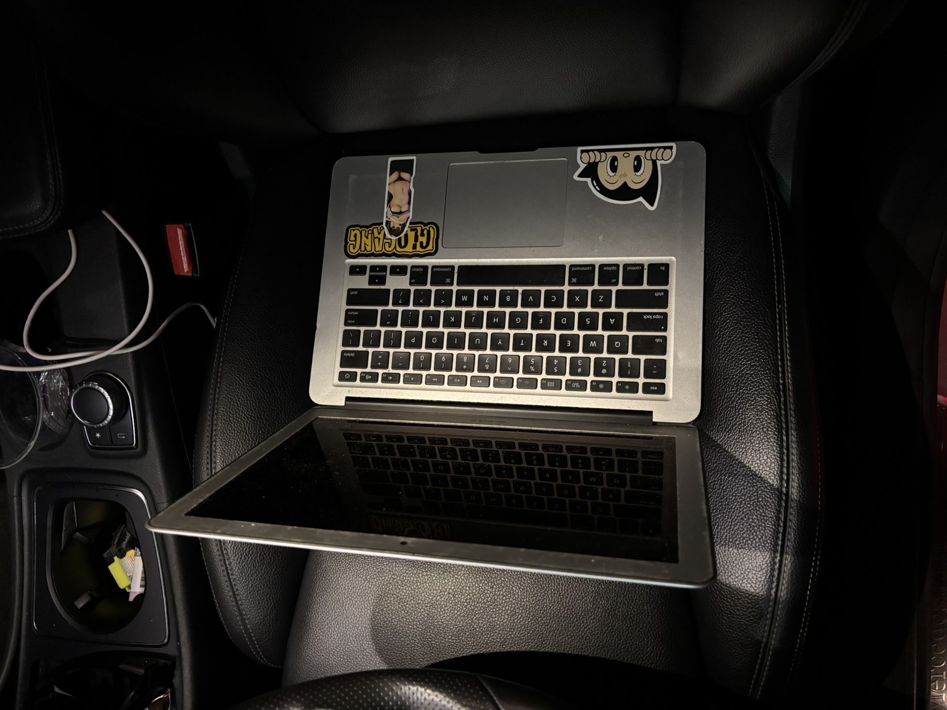 MacBook