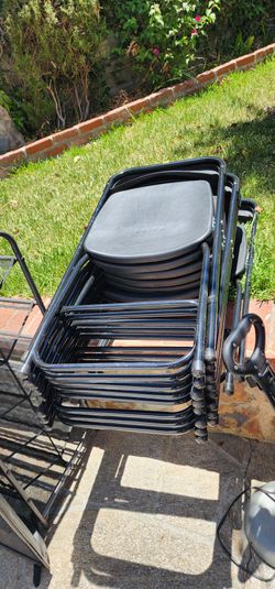 9 Folding chairs