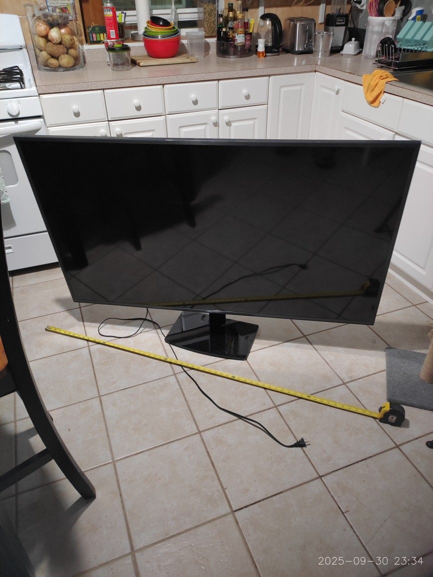 58 Inch Class Smart MU6100 Series LED 4K UHD TV With Wi-Fi: 58 Inch