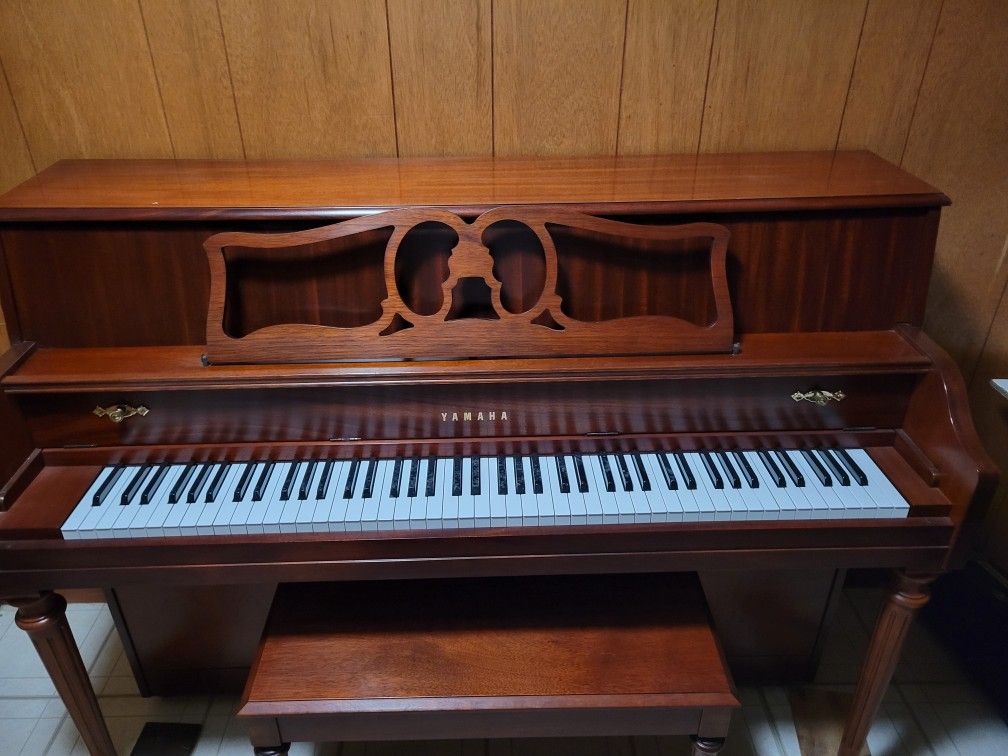 Yamaha Upright Piano