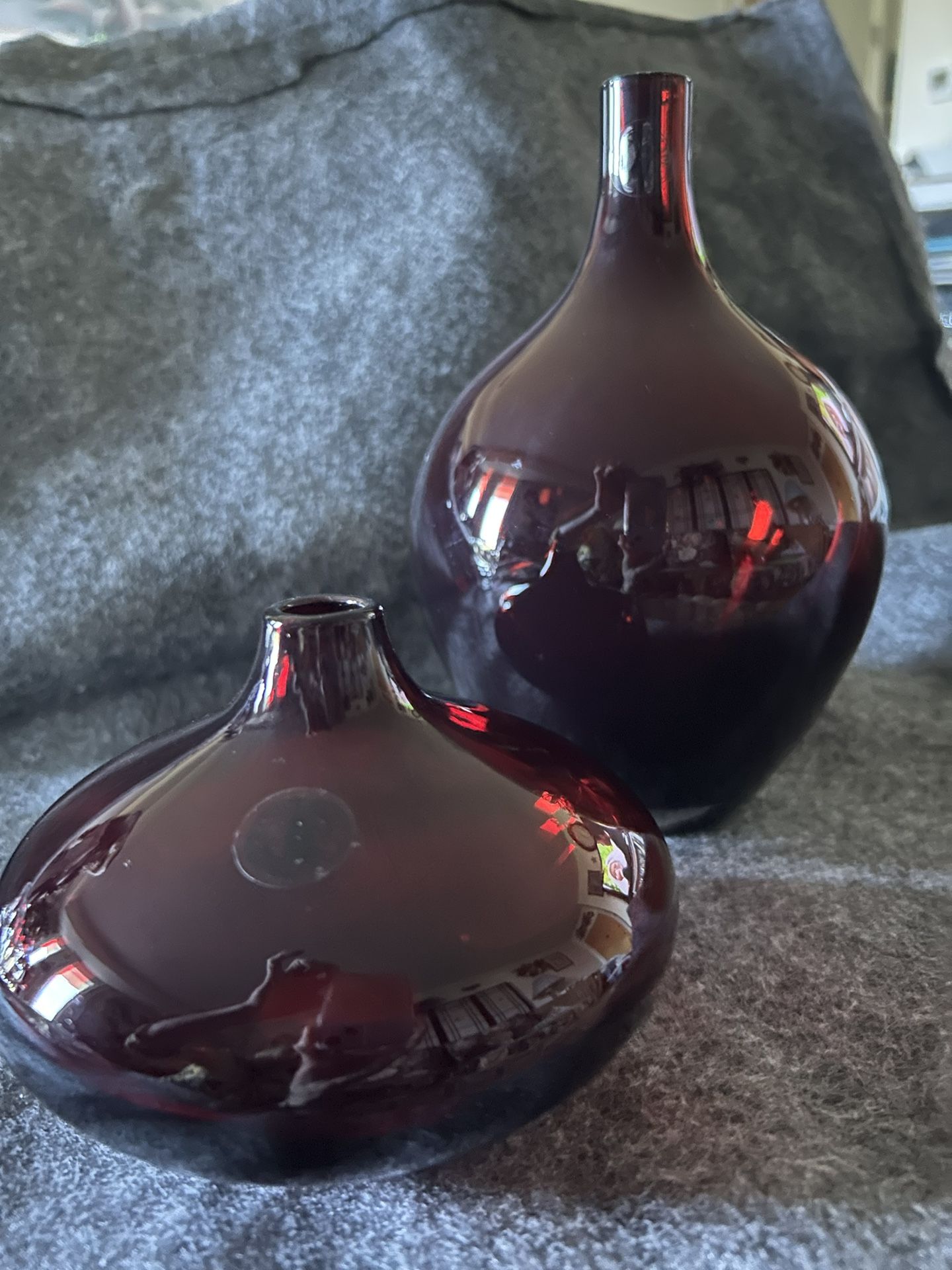 Discontinued IKEA Salong Ruby Red Vases (2)