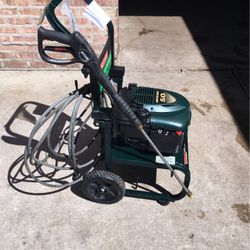 Used Pressure Washer . Craftsman. New Pump!!! All Tuned Up