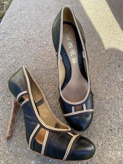Women’s LAMB Heels size 8.5