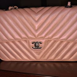 Chanel Iridescent Rose Gold Chevron Quilted Caviar Medium Classic Double Flap Silver Hardware