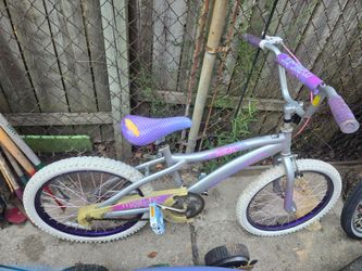Girl  bike