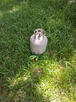 5 gallon  propane bottles  $10 each 15 gallon $25