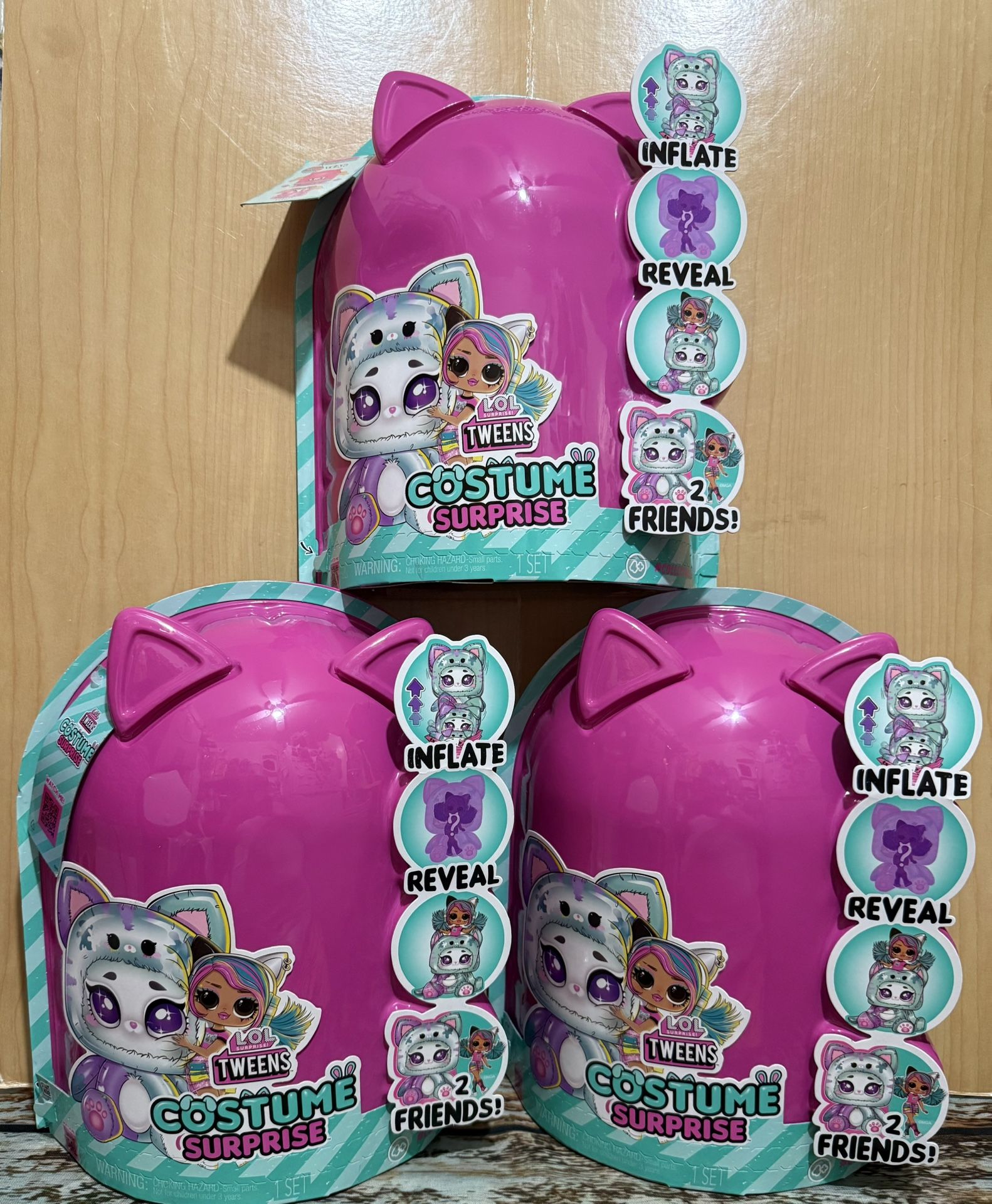 L.O.L. SURPRISE FASHION DOLL  WITH INFLATABLE