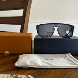 Louis Vuitton Sunglasses 