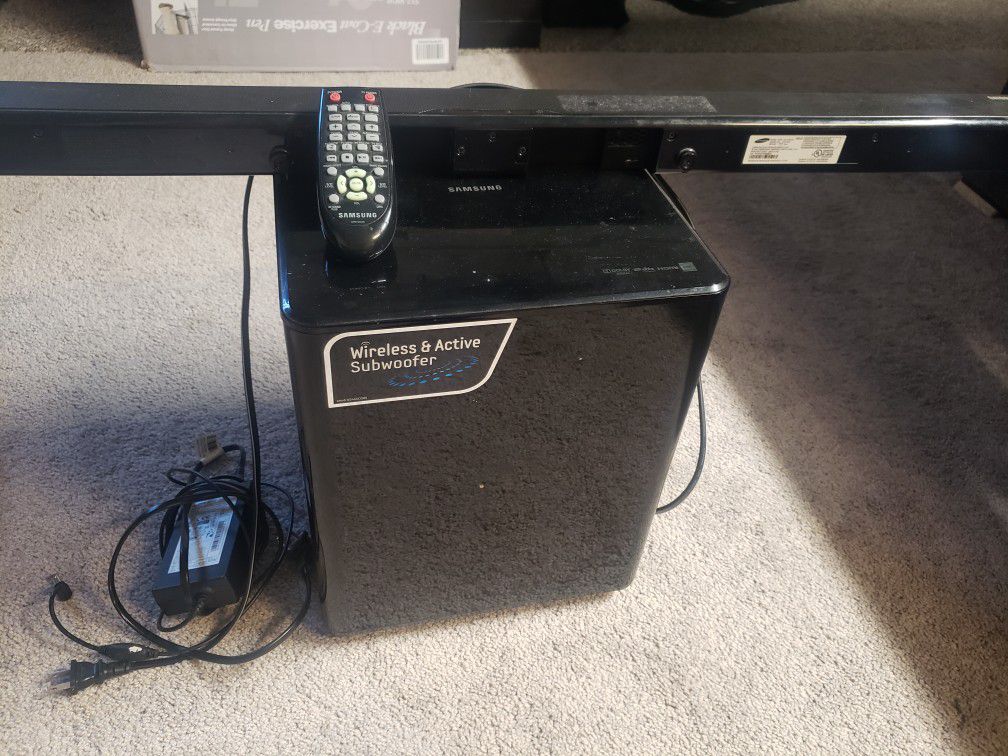 Sound Bar With Wireless Subwoofer 