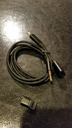 Iphone 7/8/X aux adapter with 3.5mm jack.