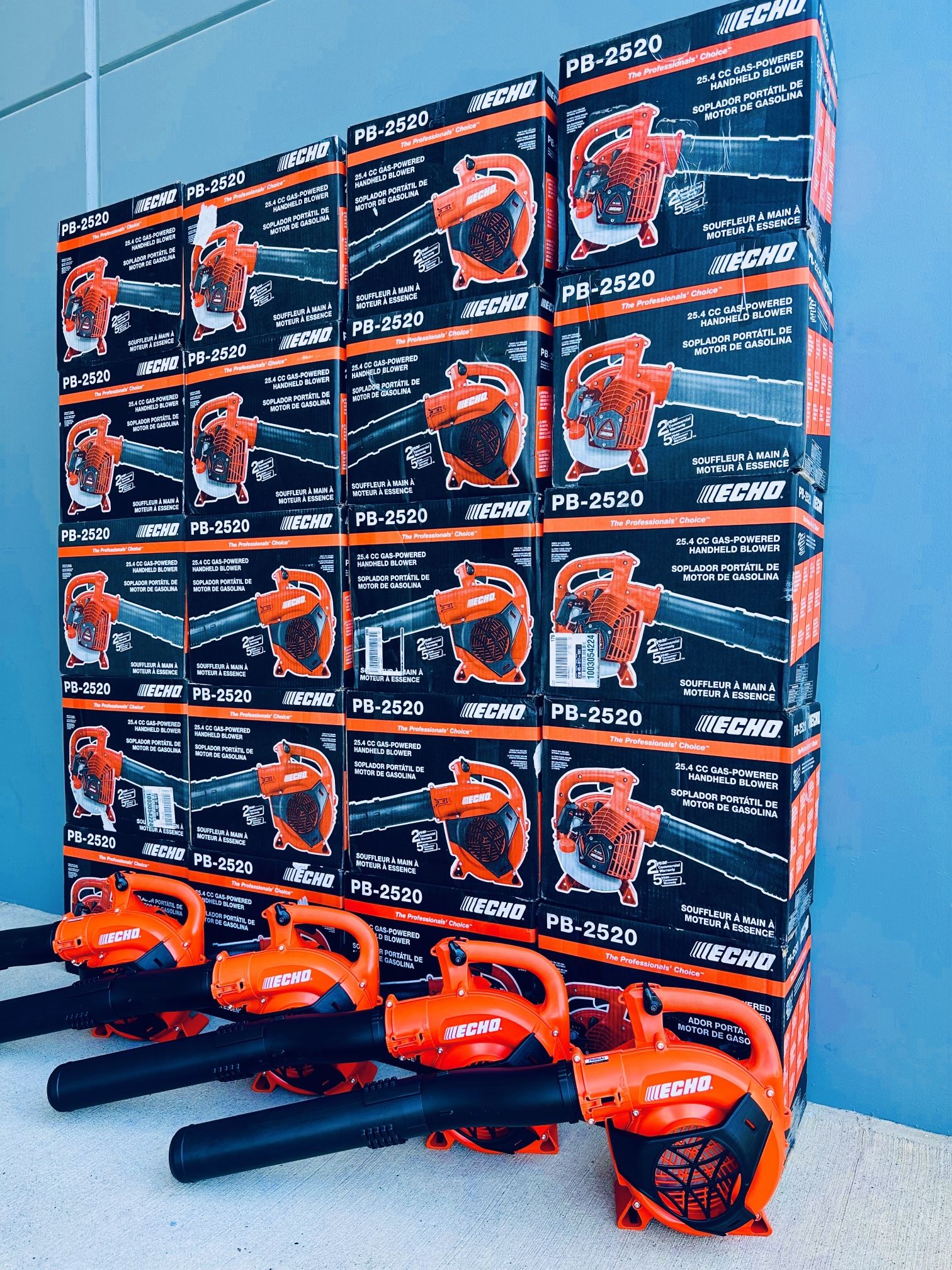 Brand new Echo 170 MPH 453 CFM 25.4 cc Gas 2Stroke Handheld Leaf