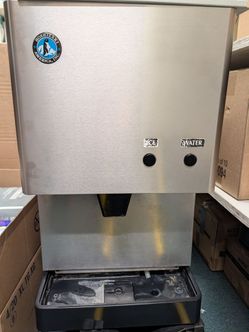 Hoshizaki Commercial Countertop Nugget Ice & Water Dispenser (Model DCM-270BAH)