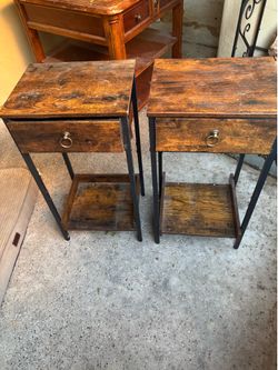 2 bed side tables