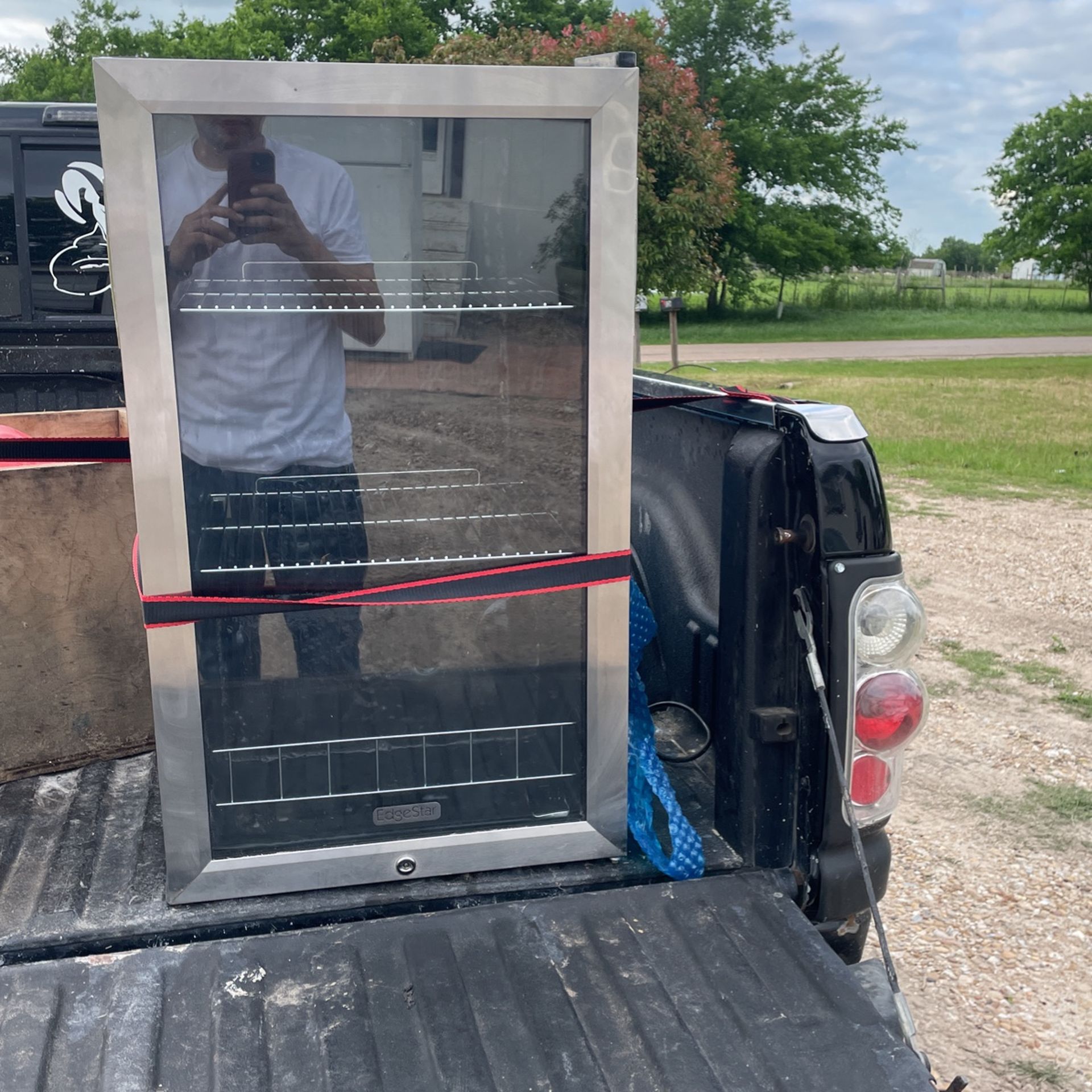 Mini Fridge 