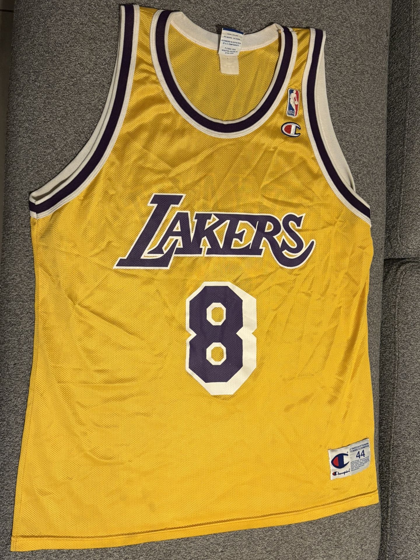 VINTAGE KOBE BRYANT LA LAKERS JERSEY