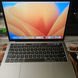 MacBook Pro 13 Inch, 2016 With Touchbar! 