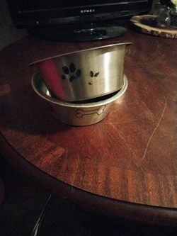 Dog Bowls (Used)