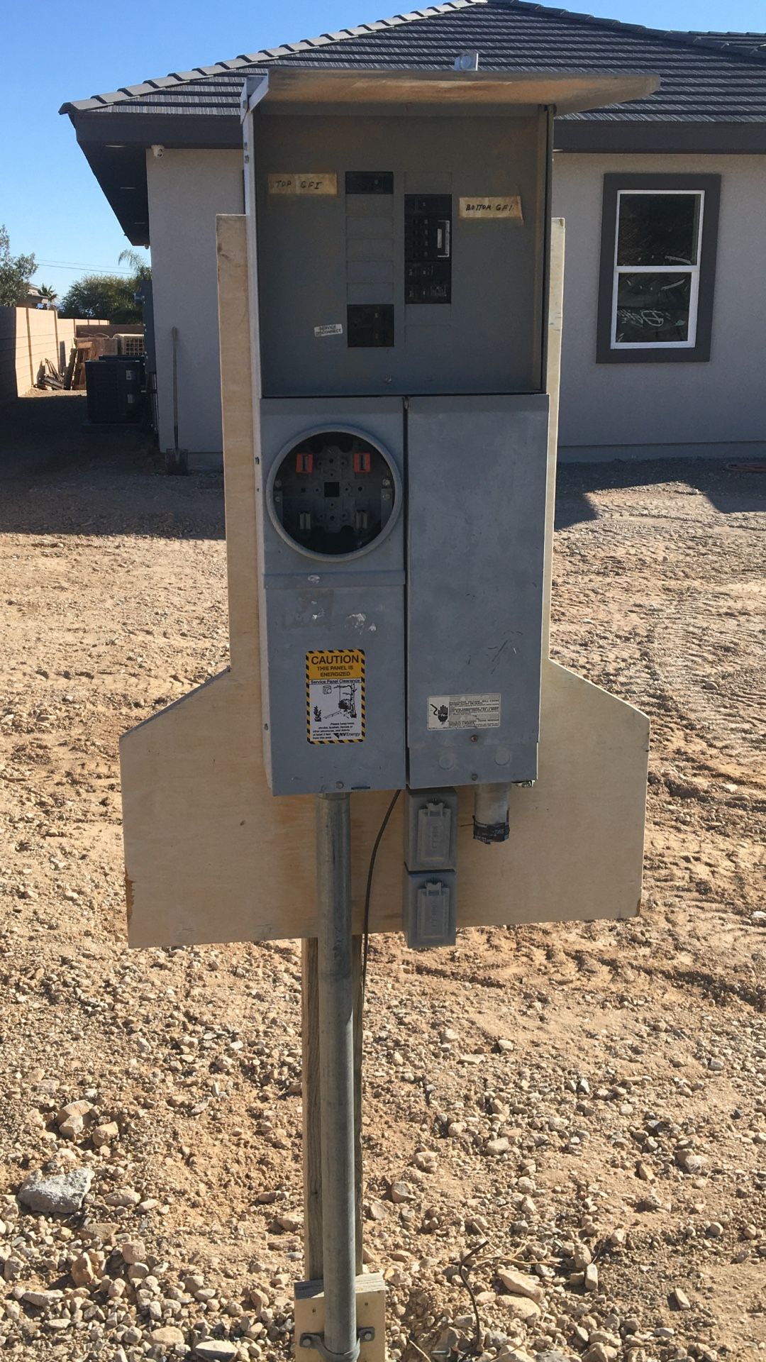 Temporary Power Panel with Outlets (200 Amp)