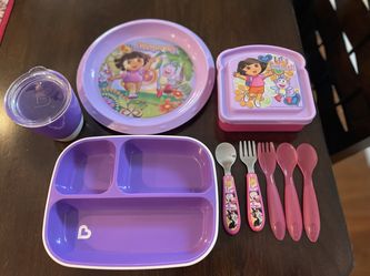 Girls Dishes / Dinnerware