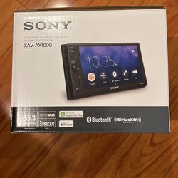 Sony - 6.2" - Apple® CarPlay™ - Built-in Bluetooth - In-Dash Digital Media Receiver - Black