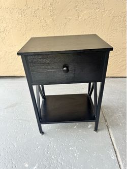 Black Wood Grain Nightstand with Drawer (1)