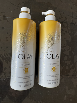 Olay Intensely Hydrating Body Wash with Vitamin C