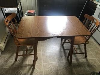Table and 2 chairs
