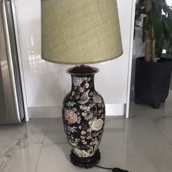 Chinese Black and Floral Motif Table Lamp