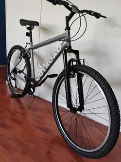 Bike new  26 inch wheels 7 speeds