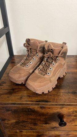 Womens Hiking Boots