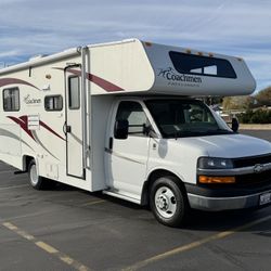 2009 Coachmen Freelander FL2130QB — 59k miles — Excellent Condition